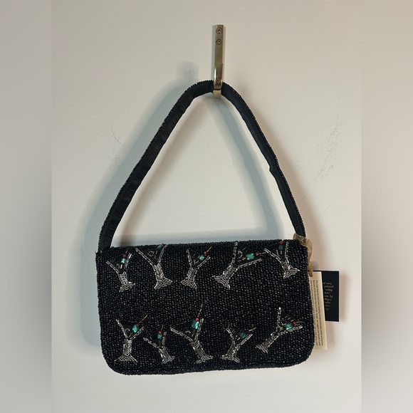 Viral Martini Beaded Bag - Picture 5 of 5